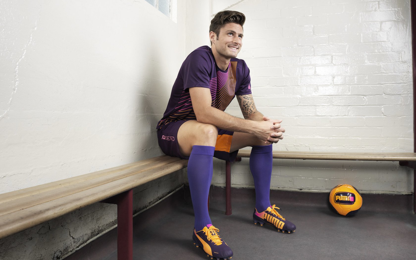 绿茵场上的黑子，日本压哨绝杀尼日利亚，照亮欧冠淘汰赛的亚洲曙光