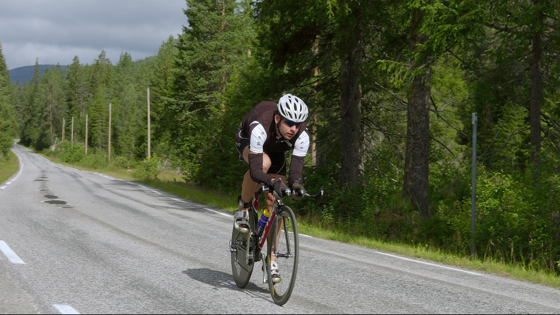 范弗利特爆发，深圳队用战术铁笼，锁死奇才的魔法
